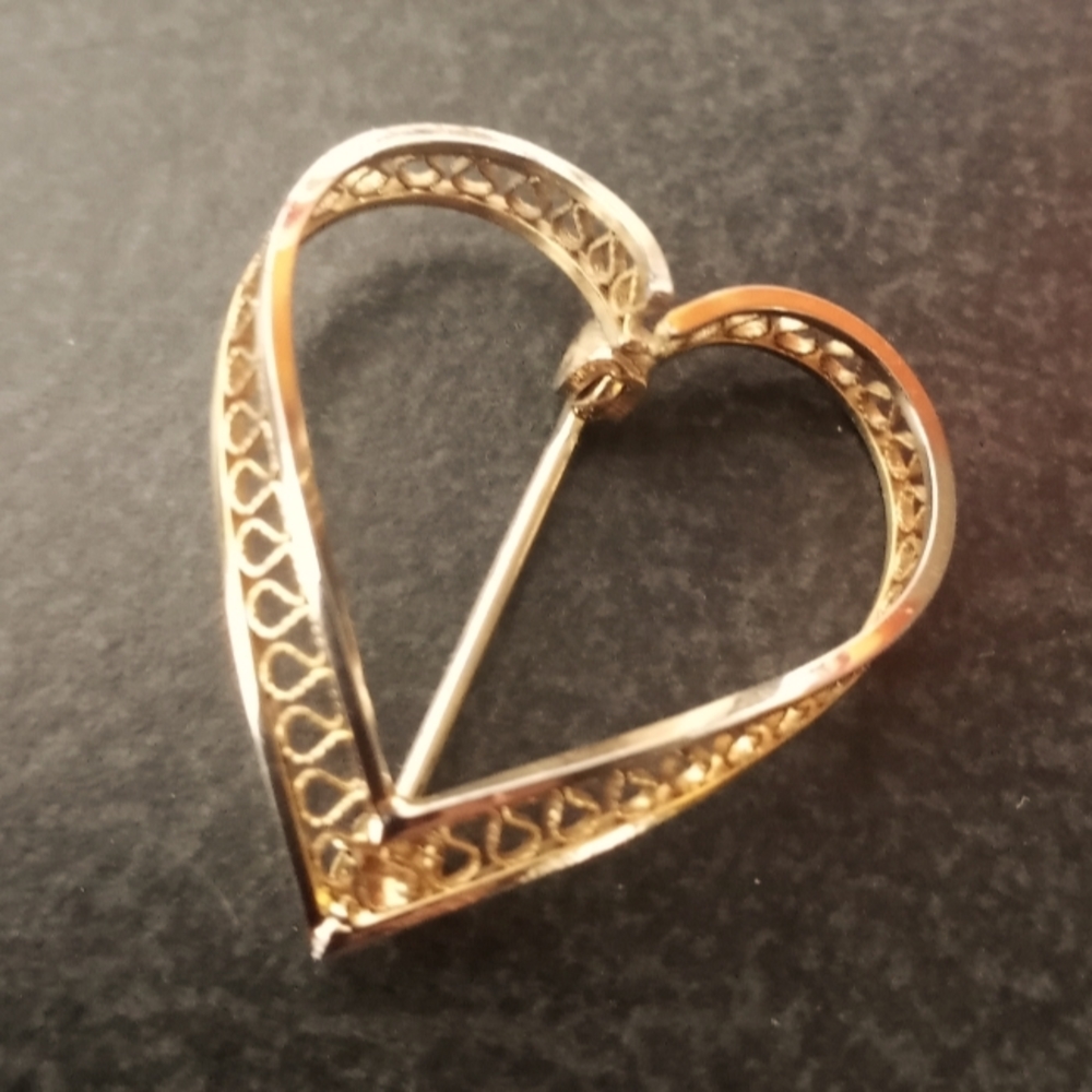 Brooch
